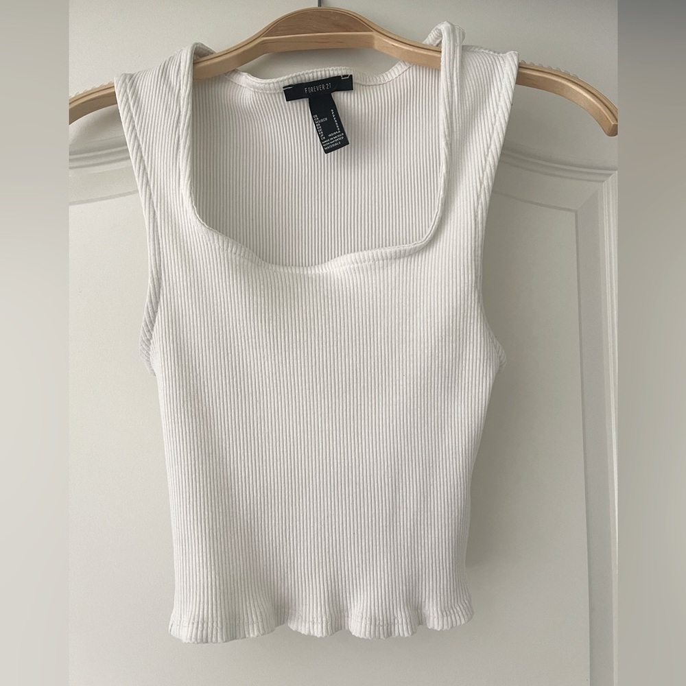 Structured and Fitted Crop Top
